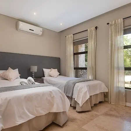 9 On Crystal Cove 5 Bedroom Townhouse In Zimbali Ballito Exterior photo