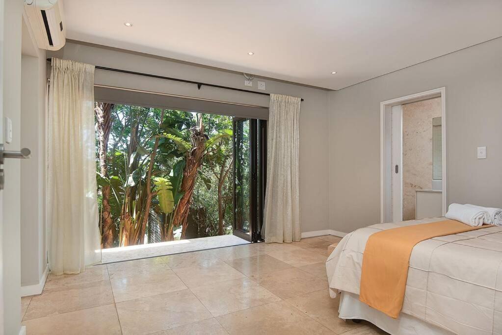 9 On Crystal Cove 5 Bedroom Townhouse In Zimbali