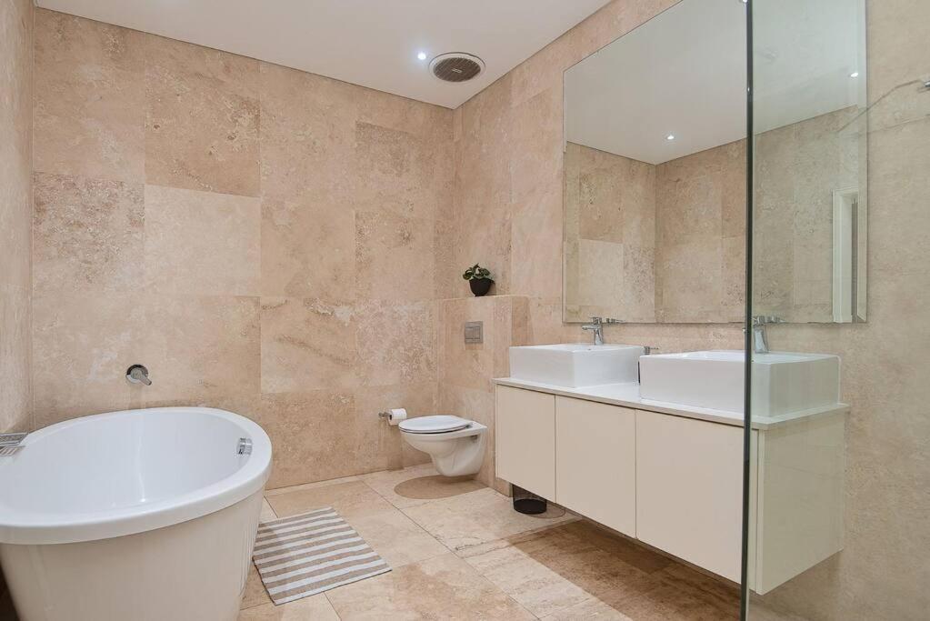 9 On Crystal Cove 5 Bedroom Townhouse In Zimbali Villa